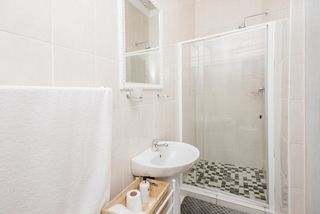 accommodation newton park family room2 newtondale accommodation newton park family room2 newtondale